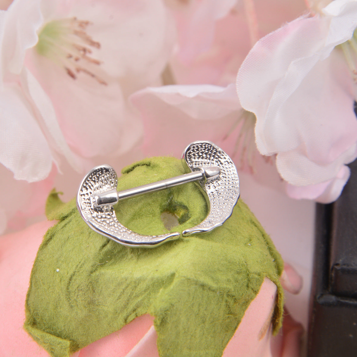 Stainless Steel Breast Ring Fashionable Breast Ring Wing Breast Nail