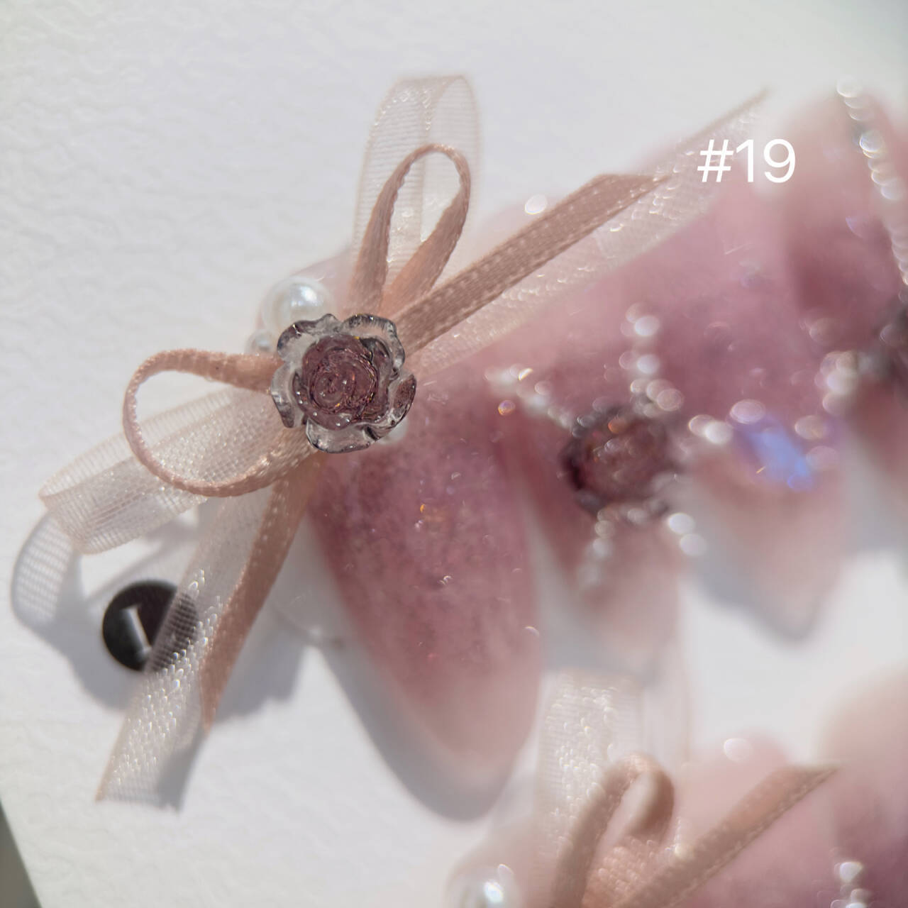 Handmade Long Pearl Mountain Ice Transparent Camellia Wear Armor 187b6392 2f5d 4aff 9974 29d0c634e0cd