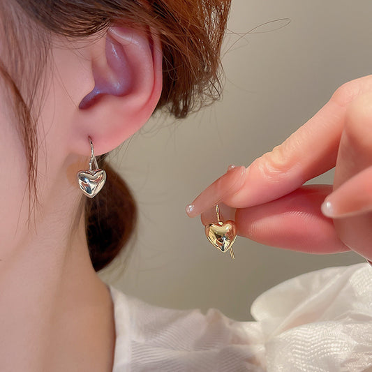Simple Love Heart Earrings Small And High-end 18889565 5b69 48f3 9e7b 70649d876e1d
