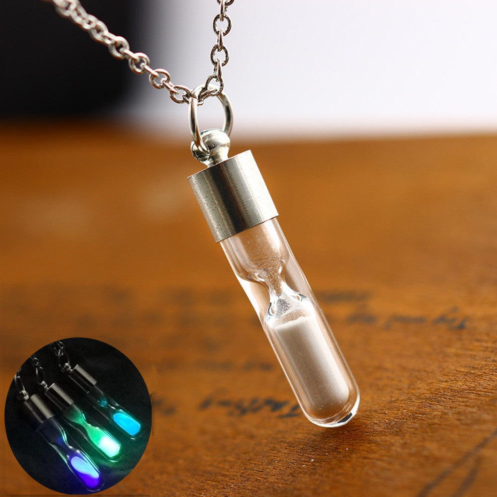 Fashion Time Hourglass Crystal Drift Bottle Pendant Noctilucent Necklace 19591531358