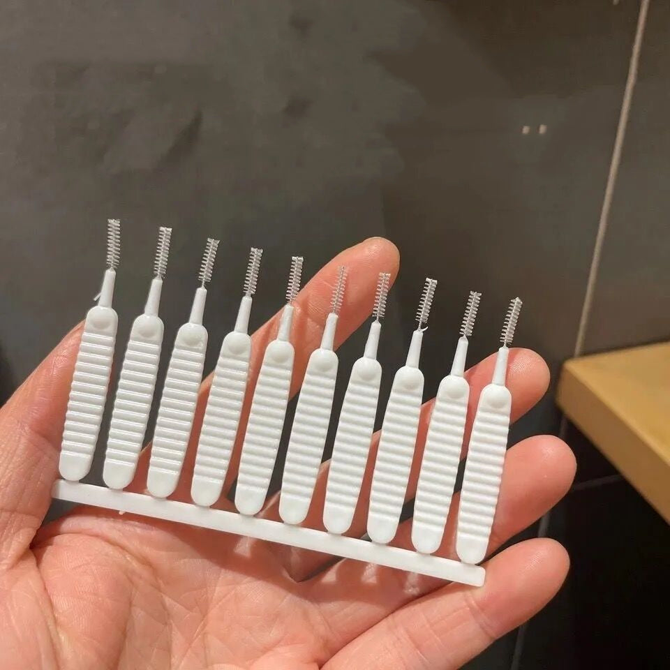 Multi-function Shower Head Hole Gap Small Brush 1b893250 d6f3 4419 8257 72e42e464a4f