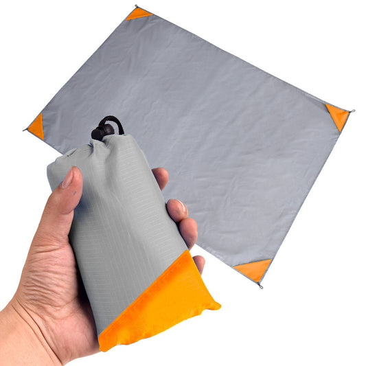 Outdoor Camping Mat Waterproof Convenient Foldable Polyester Checked Cloth 1cb974e9 b7ed 4841 b7cf 9d71894c856c