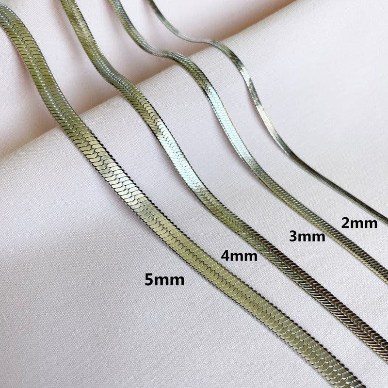 Titanium Steel Flat Snake Bone Chain Women's Short Necklace 1ccaba3c 4cf3 4c76 84ea 8385922d0ff8