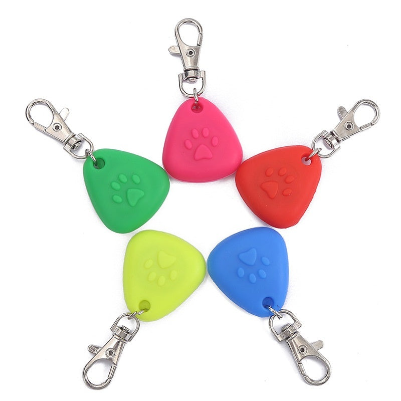 Silicone Triangle Pendant Light-emitting Pendant Pet Supplies Ornaments 1d1c9056 206a 452d a5e1 f81aceb40a6d trans