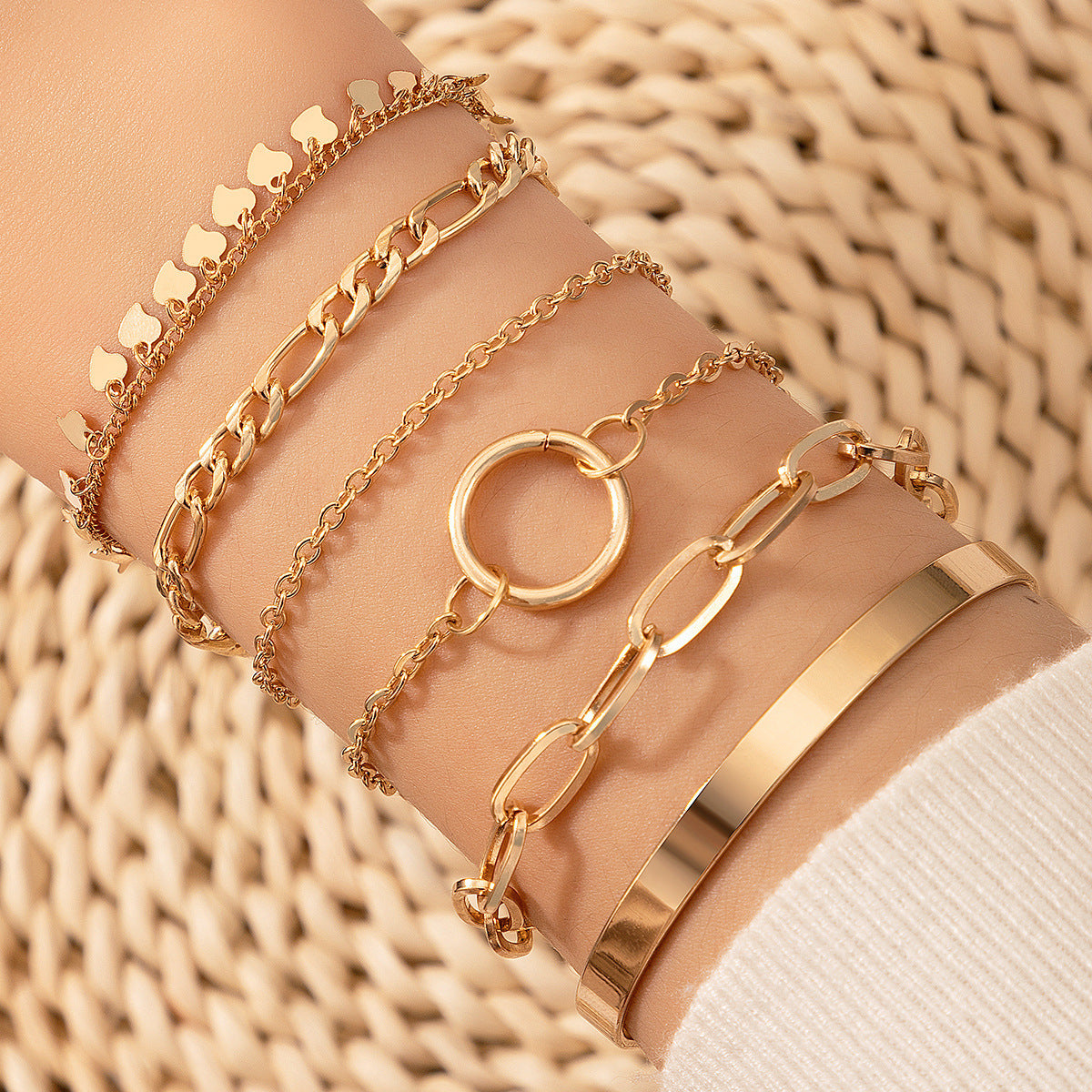 Boho Style Flower Starfish Buckle Circle Bracelet Set 1d782405 7fac 4222 a659 3e00b8eea7cf