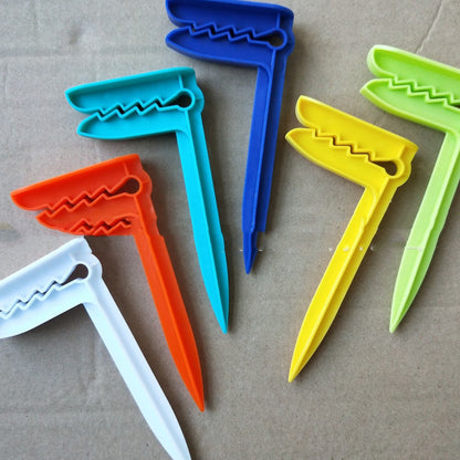 New Plastic Picnic Cloth Clips 1de667bf 1943 413f a93c aebaae0f1f2b