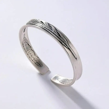 Crater Design Bump Bracelet Fashion 1e670b09 bfd2 434d 9886 a17653e8c68d