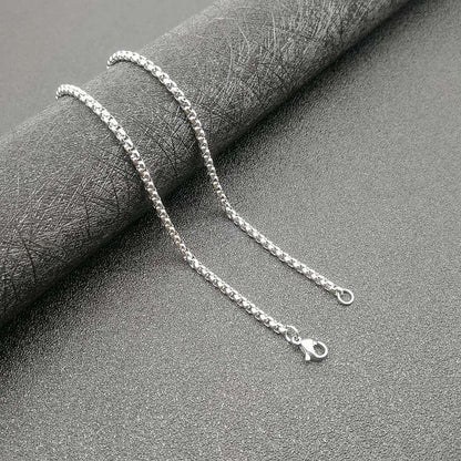 European And American Titanium Steel Gold Plated Diamond Hand Of Fatima Pendant Necklace 1e9243ab 8b9c 47a3 8723 cc641f0fdab2