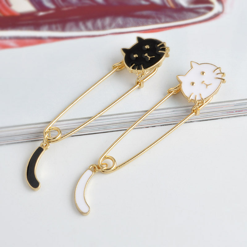 Cute cat pin 20425296303177