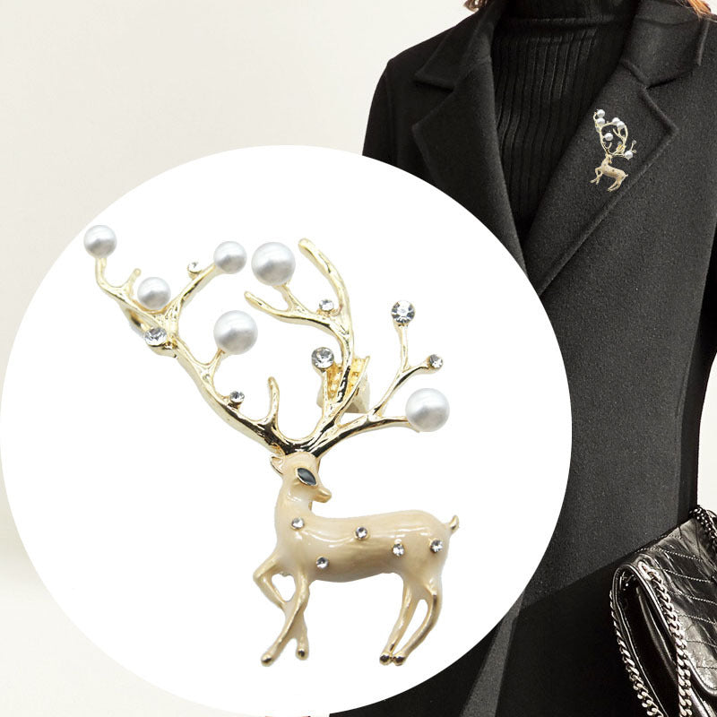 Fashionable and exquisite drip deer brooch 2057831991686