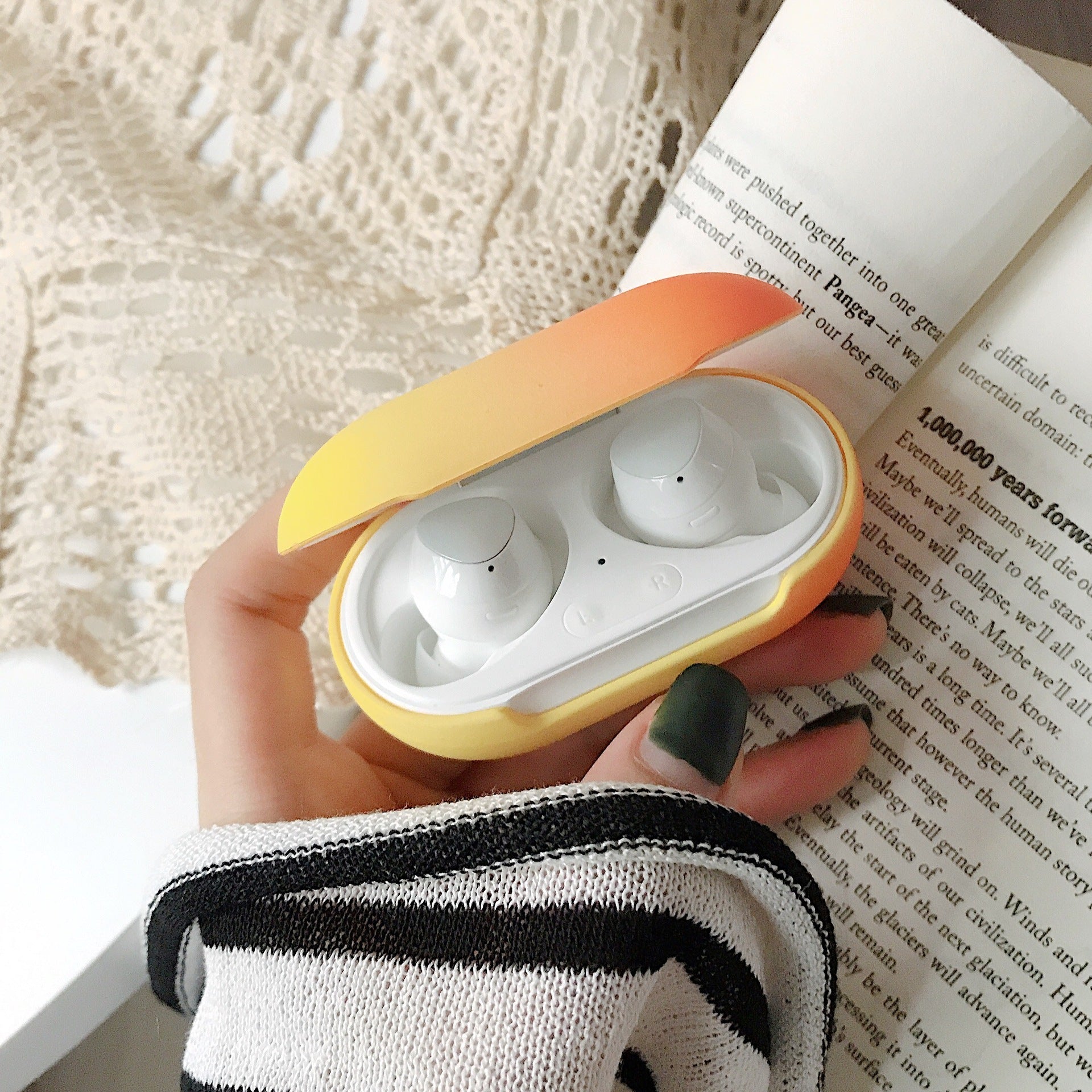 Gradient Rainbow Hard Shell Solid Color Earphone Protective Case - 图片 13