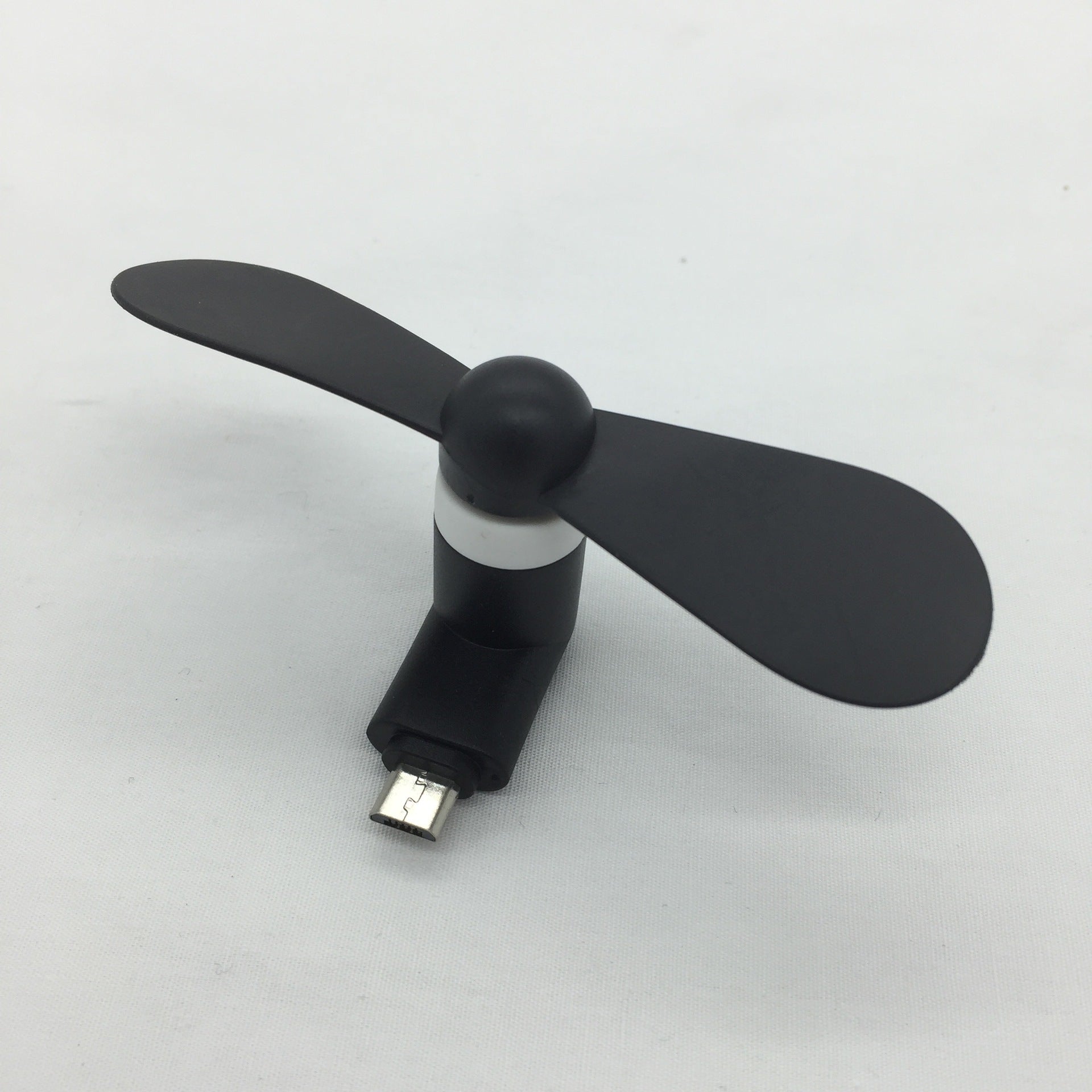 Mobile mini fan 219430065092 d1238390 10cb 42ef b2a0 a577d80cfc21