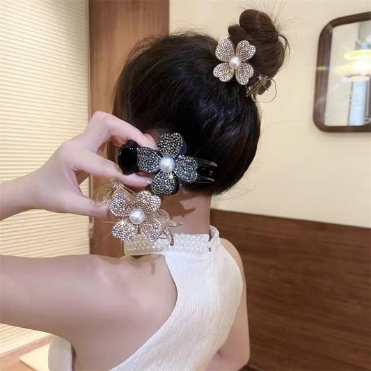 Temperament Entry Lux Bun Small Jaw Clip Advanced Sense 21aa5af9 6fac 44dd b15e a766c7b974c4