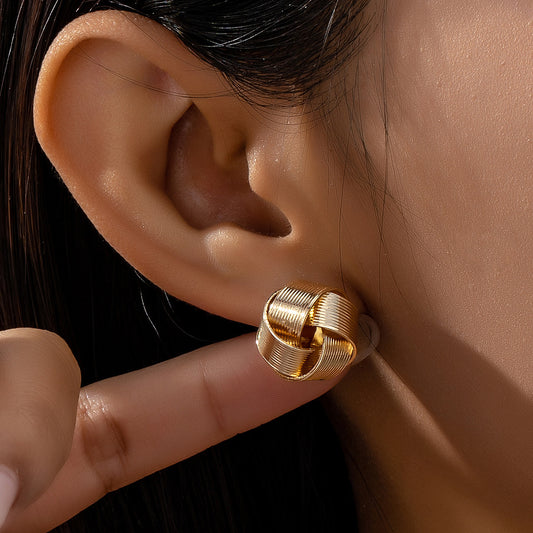 European And American INS Gold Classic Thread Cross Stud Earrings 2371ff7a 24ea 4fb2 804f de32179e237a