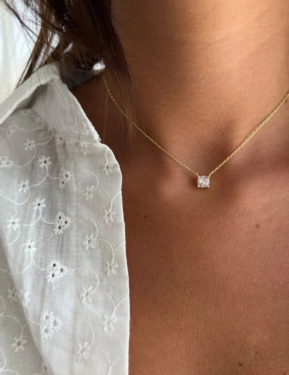 Simple Geometric Zircon Pendant Necklace For Women 241e4e0d 42fe 4b94 8ddc 4e90396454c6