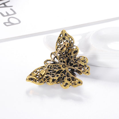 Fashion Butterfly Color Rhinestone Brooch 2421ae8d 1772 4681 b116 f660e1854781