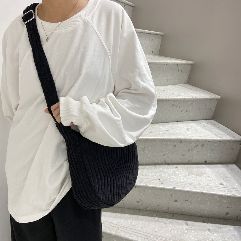 New Fashion Personality Retro Bag Girl 24b8d383 378e 49a2 845e c0b534eefccd