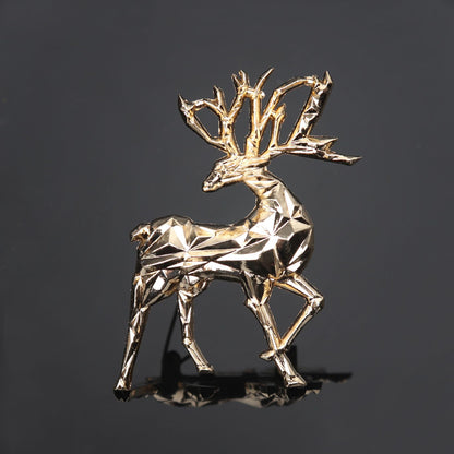 Three-dimensional Fawn Brooch Gold Christmas 25604094 1f96 45d7 bbb3 0c144b2e394f