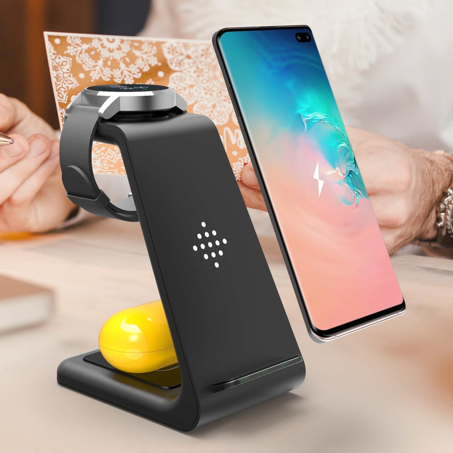 3 In 1 Fast Charging Station Wireless Charger Stand Wireless Quick Charge Dock For Phone Holder - 图片 4