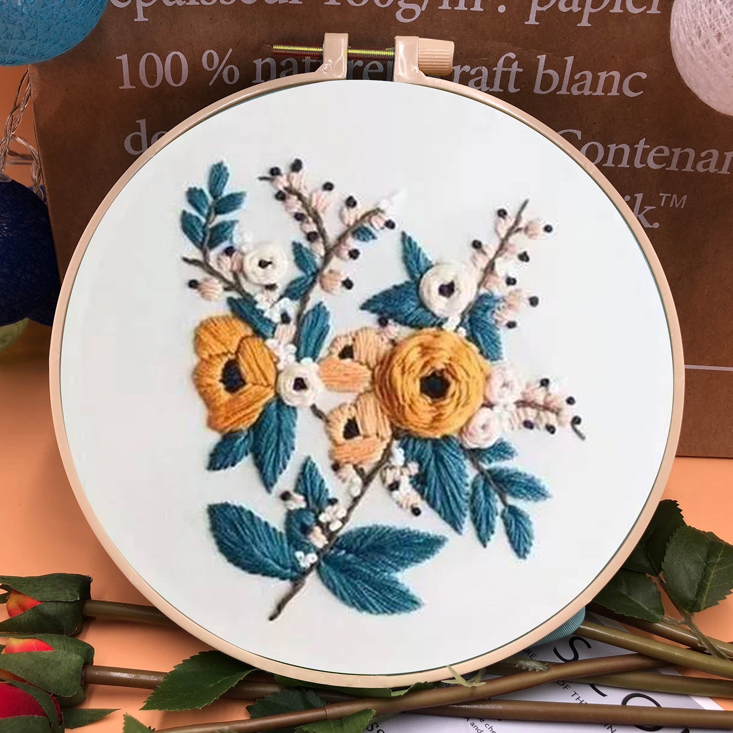 European Style Three-dimensional Fabric Embroidery Material Bag 28fbaec7 dbc8 4ae3 8265 cd136d48b925