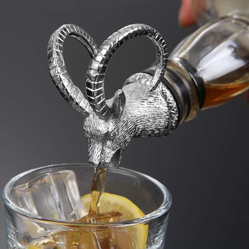 Creative Sheep's Head Wine Pourer 2b6277fe 5f36 4506 96cf 364d9927cee3
