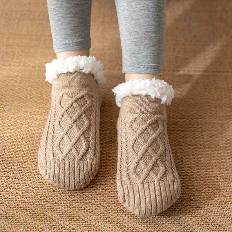 Winter Knitted Plush Floor Socks Home Warm Non-slip Carpet Socks Women 2d92b102 d6f9 4b38 9ac1 6c1856b5b38d