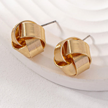 European And American INS Gold Classic Thread Cross Stud Earrings 2e870acc e89f 4818 8aa9 ec2fd21a0e8e