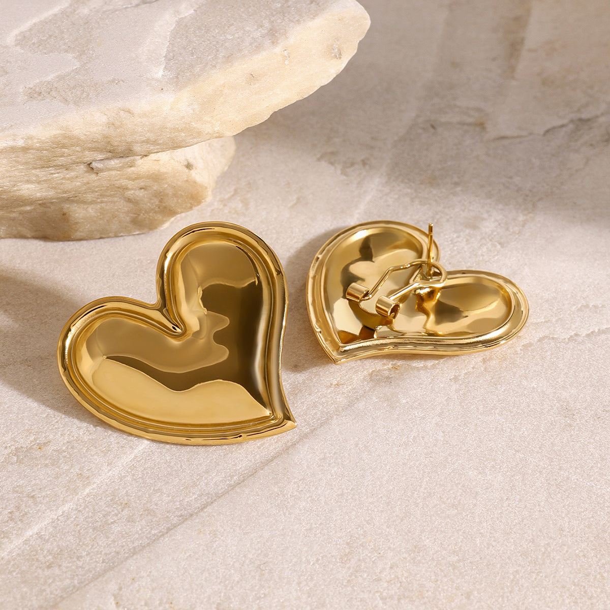 Female European And American Stainless Steel Heart-shaped Earrings 2fac515e d734 44f8 8bc0 444a6a64451a