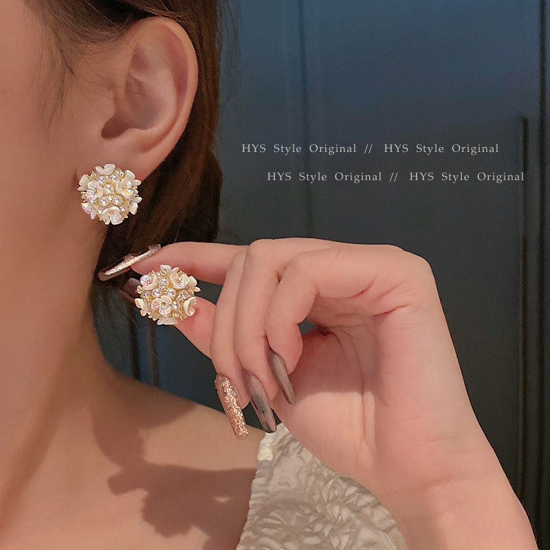 French Two Wearing Shell Pearl Flower Earrings Female 2fbea194 cf4f 43ce 9401 409019770efb