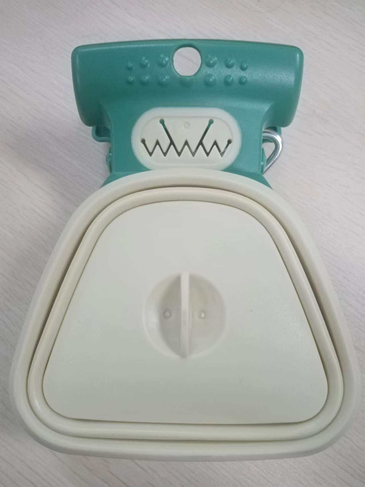 Pet Dog Poop Bag Dispenser Travel Foldable Poop Spoon 305bd266 eb46 49cb 8e5e 929ae0fe6e03