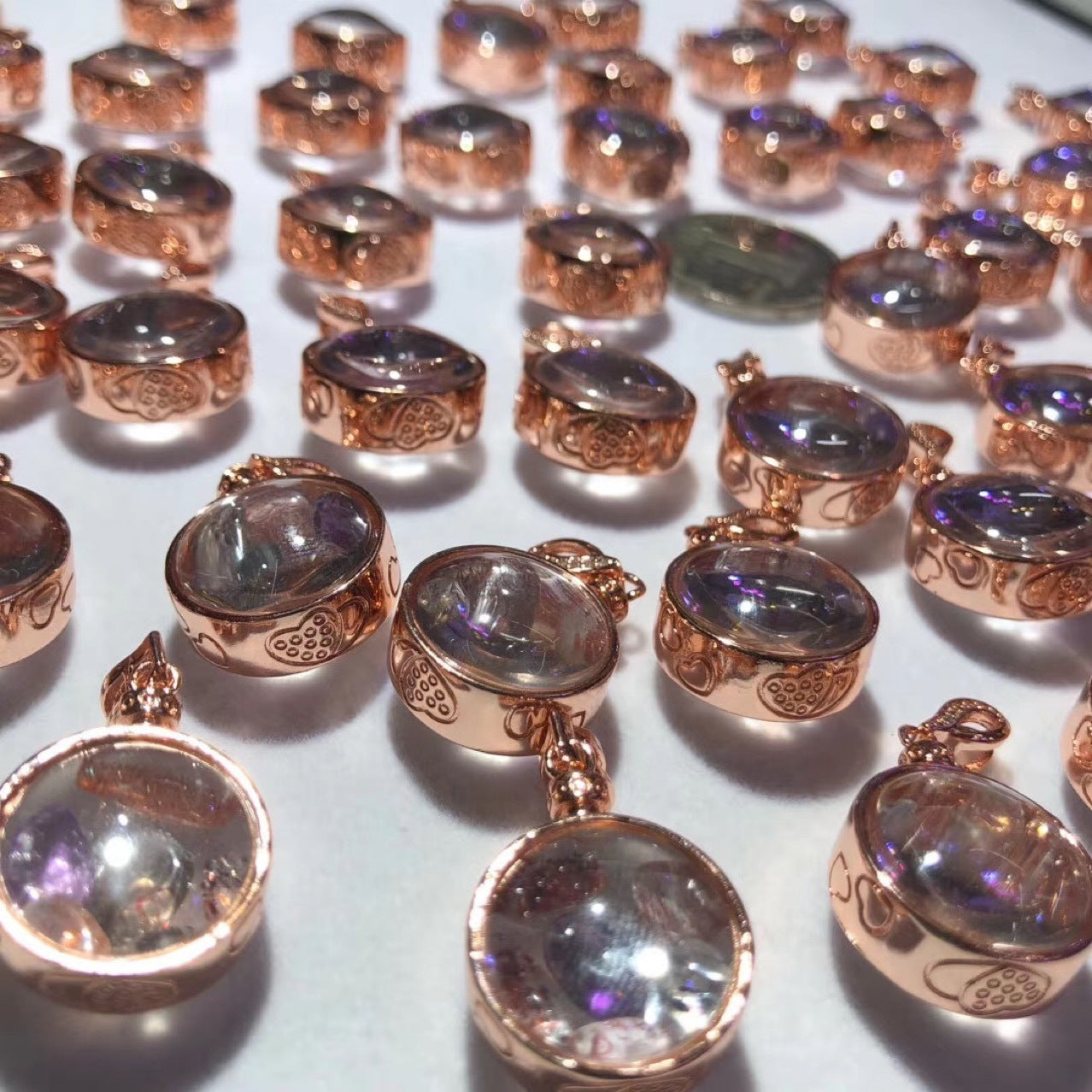 Super Seven Small Rough Stone Pendant Women's Crystal Necklace Small Pendant 309d7d6d 19eb 4f23 ab53 6e67227bc8cb