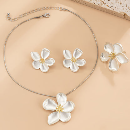 Curling Five-leaf Stamen Snake Chain Suit 3115670b 84ab 4cc2 a8d2 92c7f17d6e6a