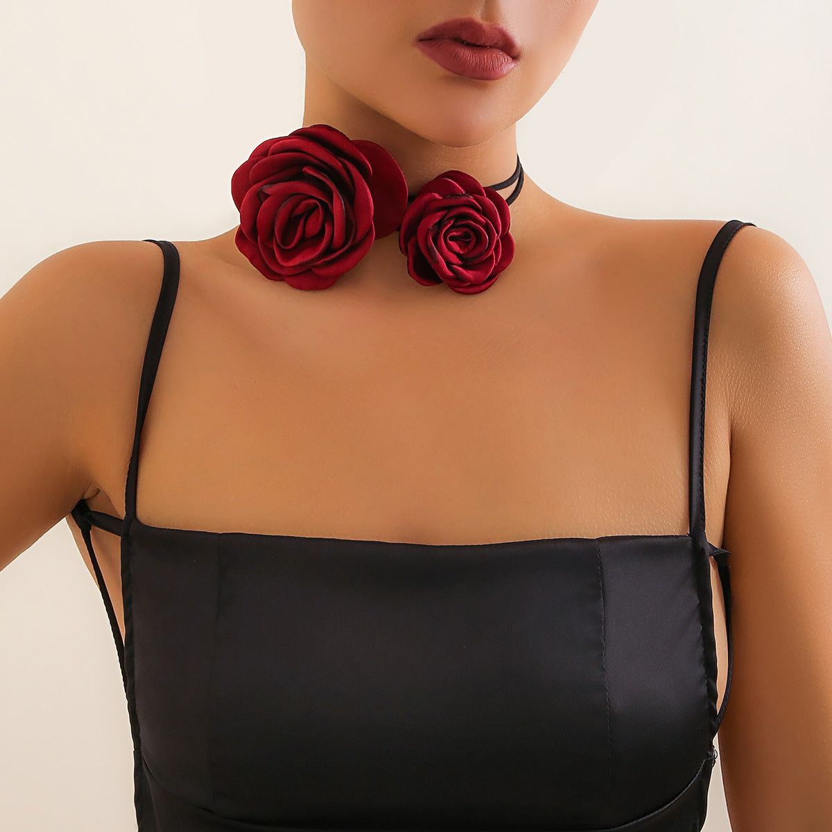 Lace-up Vintage Necklace Rose Dinner Collar Accessories 324ce249 1944 498d 818c f96a3e0ed071