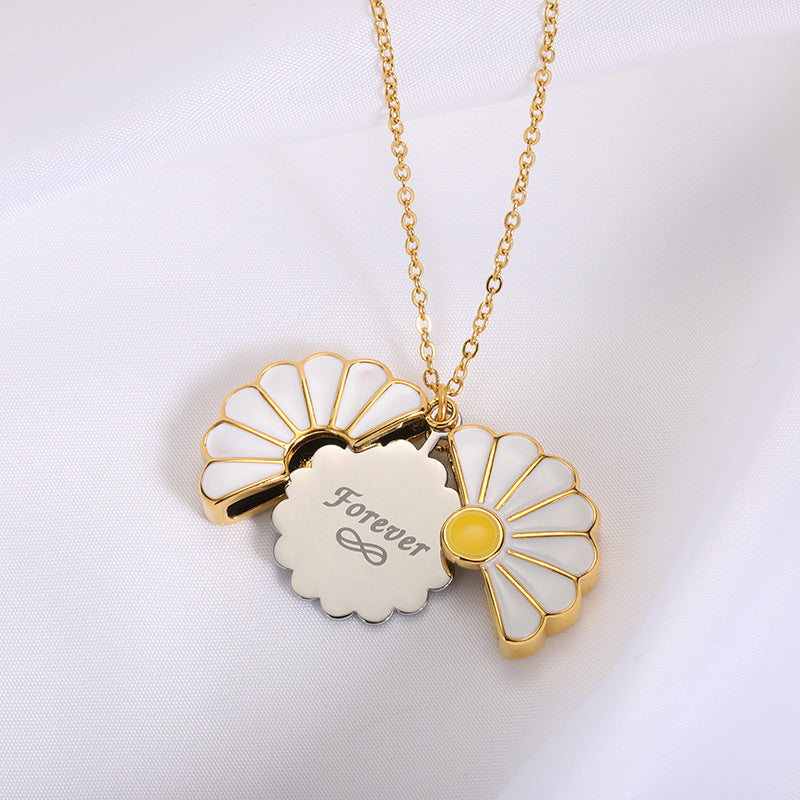 Daisy Stainless Steel Blank Inscription Necklace SUNFLOWER Gold Pendant Drop Oil Chrysanthemum Necklace 325587ab 9a1e 4945 8a