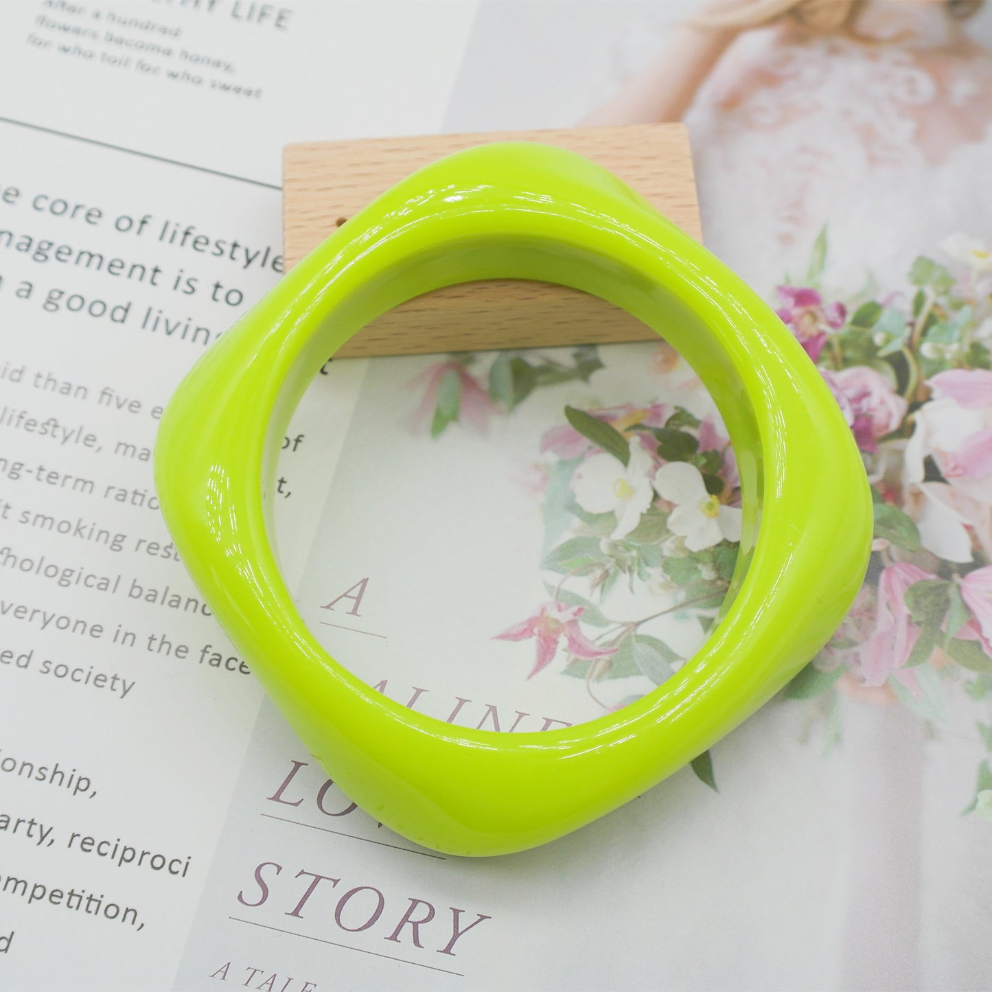 Marbling Acrylic Bracelet Shaped Irregular Square 325c8584 9633 4b20 8134 be418abf2959