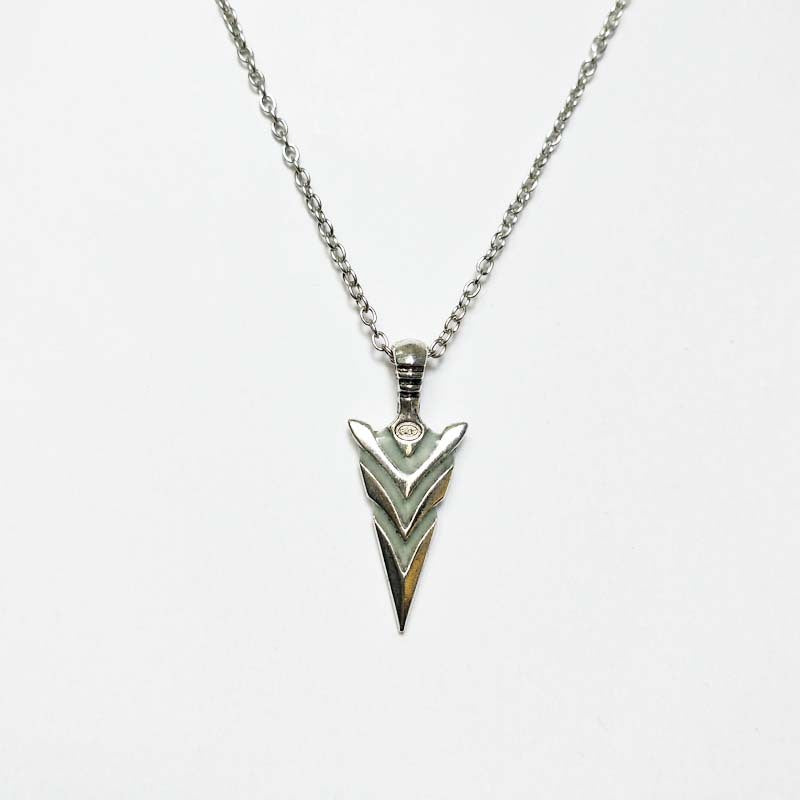Luminous Arrow Necklace Vintage Light-emitting Pendant 33c3cd0b 1f6a 4ea8 99ce 57cdce62cba3