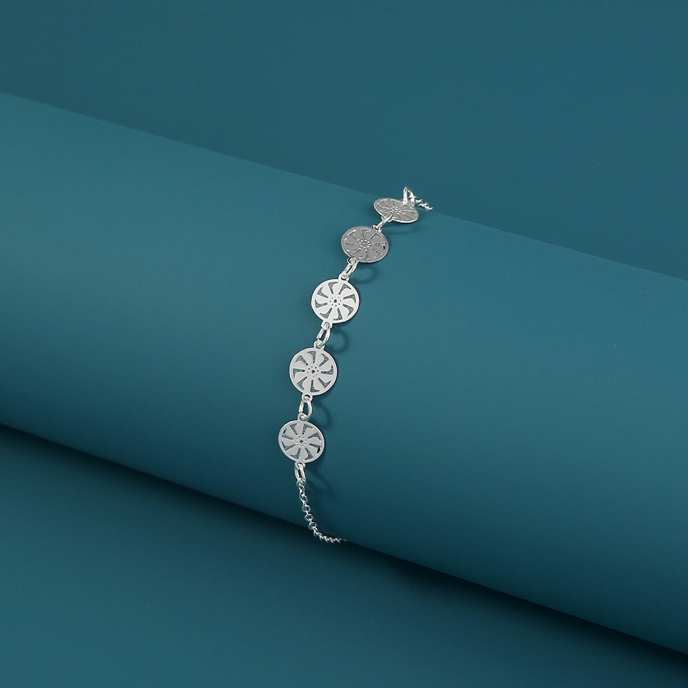 Silver glow-in-the-dark cyclone bracelet 33c56b1b 531d 48ac a311 ac3fcb988b70