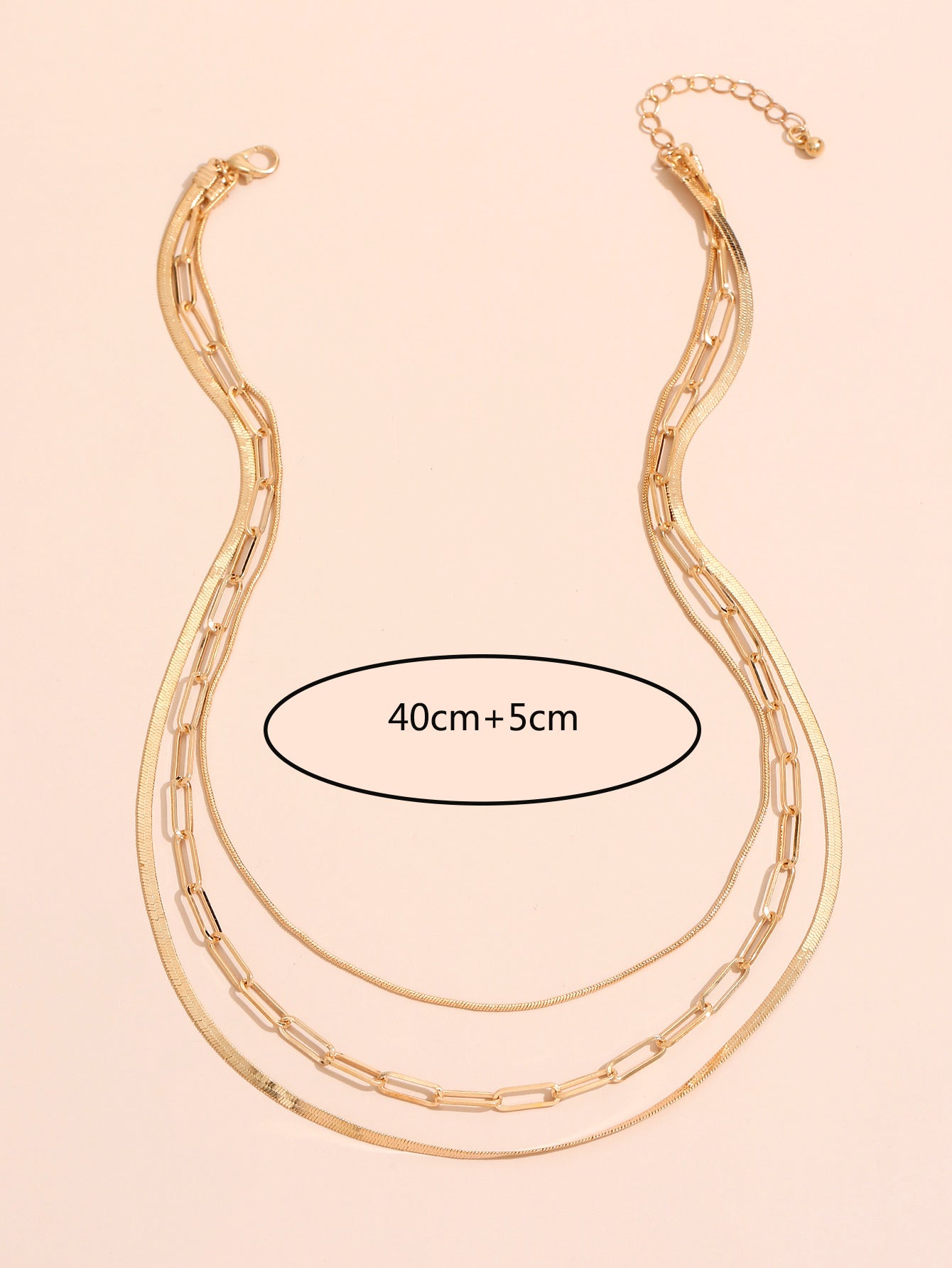 Simple And Fashionable Solid Color Metal Irregular Clavicle Chain 34e19570 711e 45d0 9135 17936190d44a