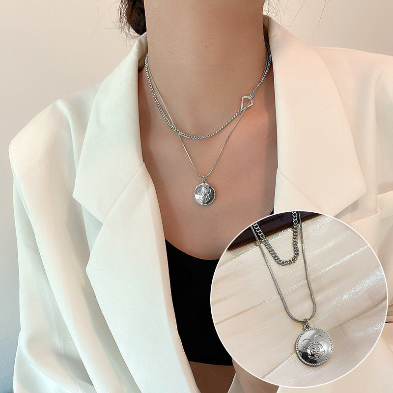 English Number Butterfly Xiaoman Waist Clavicle Necklace 351dce2d 5c1b 4f53 922d c599a5fd361d