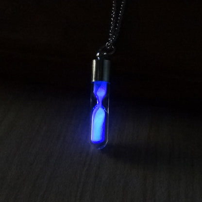 Fashion Time Hourglass Crystal Drift Bottle Pendant Noctilucent Necklace 35238815417789