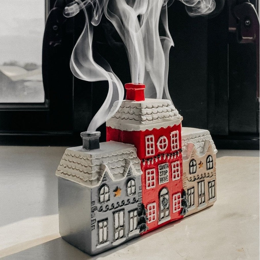 Christmas Small House Decorations Resin Winter Incense Cone Burner Decoration Landscape Decorative Gift 35a352ac eb80 4873 b4