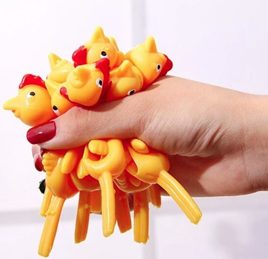 Catapult Launch Rubber Catapulted Chicken Toys Light Finger Prank Stretchy Flying Ejection Toy Slingshot Turkey Sticky 366882