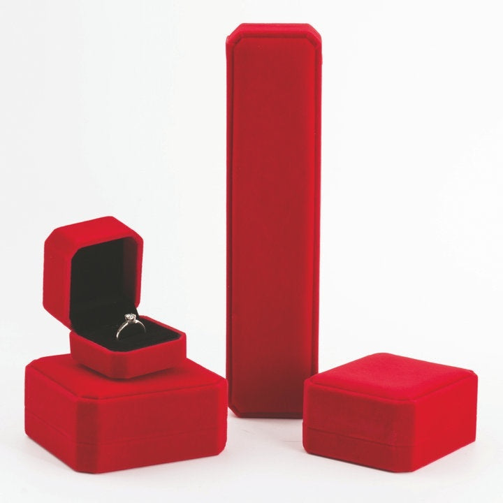 Jewellery Box Bracelet Ring Flannel Storage 36c2da89 ca70 4a19 a58a 38932cde644a trans