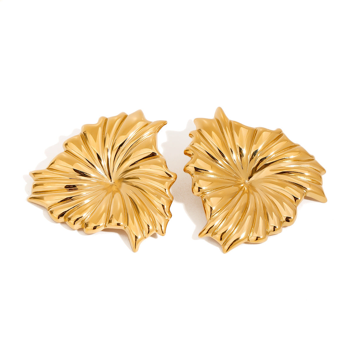 Rafaela Sculpted Petal Gold Earrings 36eedf22 0c17 4039 84b9 b0ab616b0856