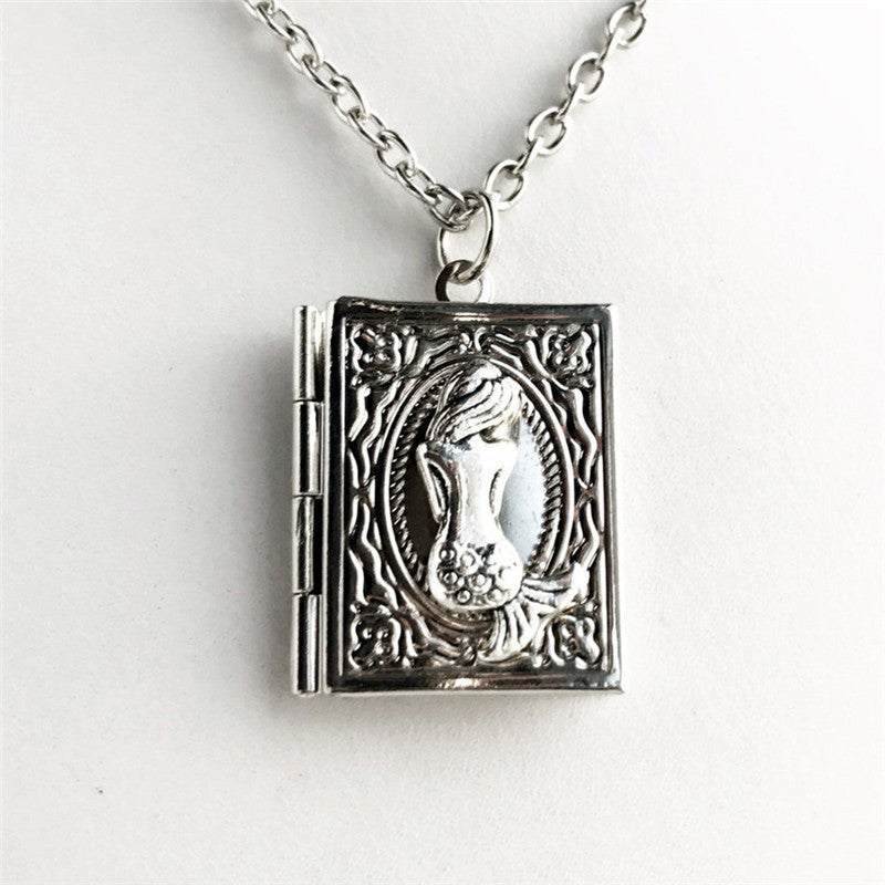Photo Locket Pendant Teacher Jewelry Graduation Gift 3739f3f9 0ff3 44c3 8f35 d69da89273df 653df056 d173 40d2 b4c8 a513b9226fc