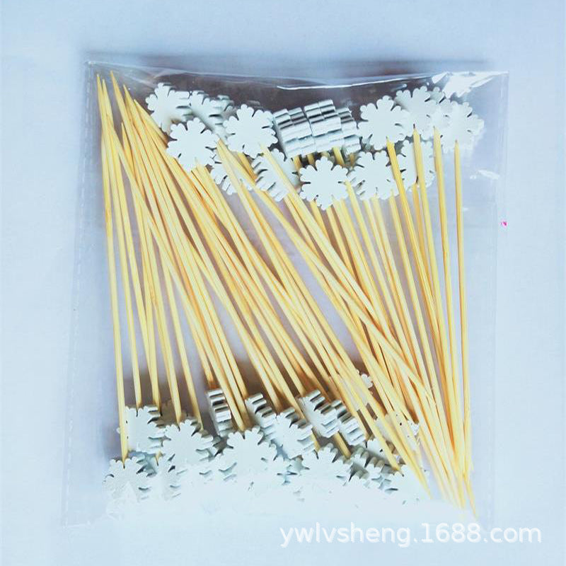 Disposable Christmas Tree Fruit Toothpick Fancy Bamboo String Bamboo Stick Cocktail Art Fruit Fork New 5 Models 3772b326 251d
