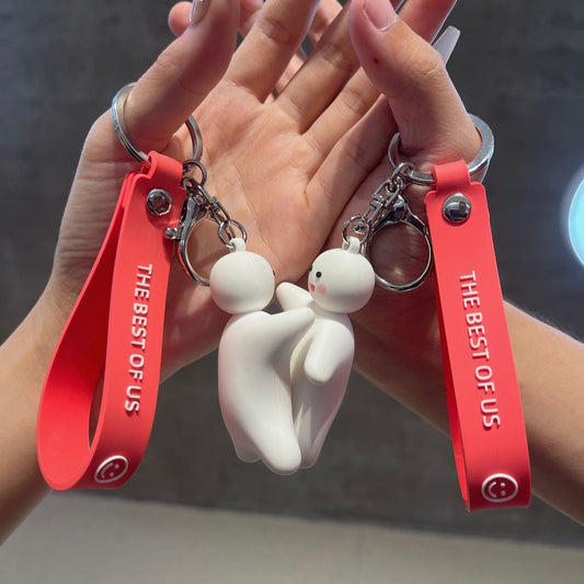 Couple Magnetic Hug Keychain 377896e1 5b16 4163 98ef b3de6dacff45