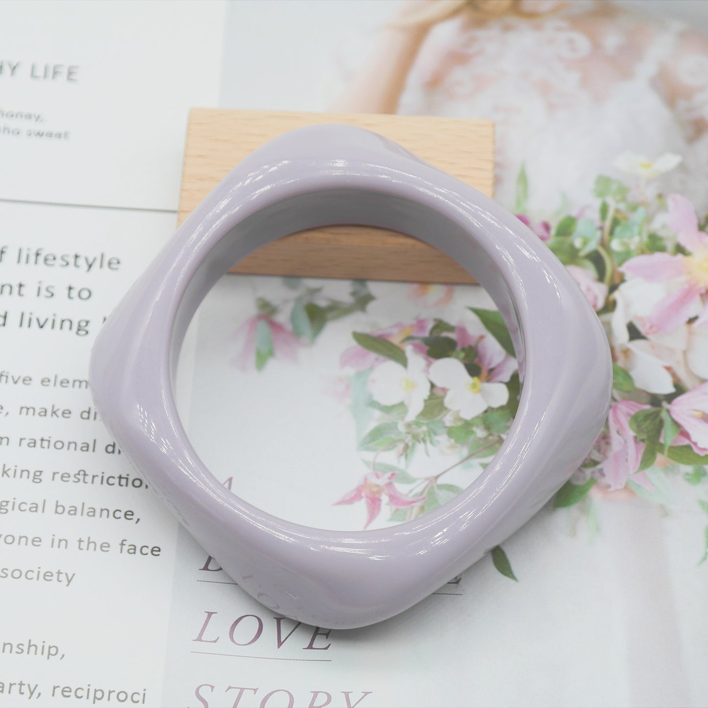 Marbling Acrylic Bracelet Shaped Irregular Square 38aaf519 5d29 4115 86b5 e6bb6d630555