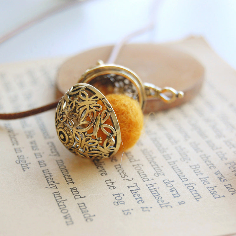 Retro Artistic Butterfly Hollow Sachet Ball Aromatherapy Necklace 399af0af 0769 443e b9db 002ad38d129f