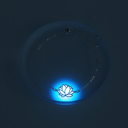 Fashion Personality Luminous Glow Lotus Pull Bracelet 3a8e3756 ba7f 4ff1 913a 591b233808f1